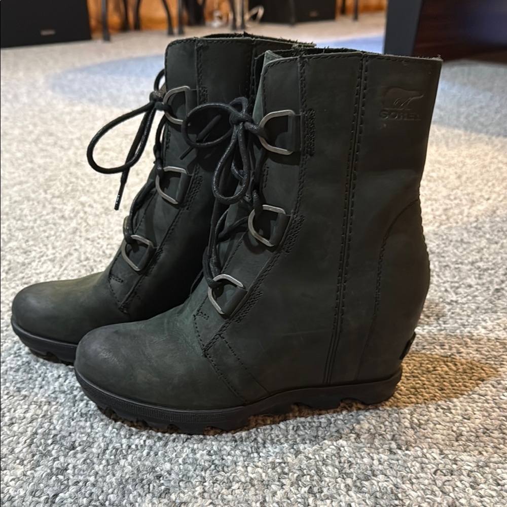 Sorel Women's Black Lace-Up Boots Joan of Arctic II 8.5 Black